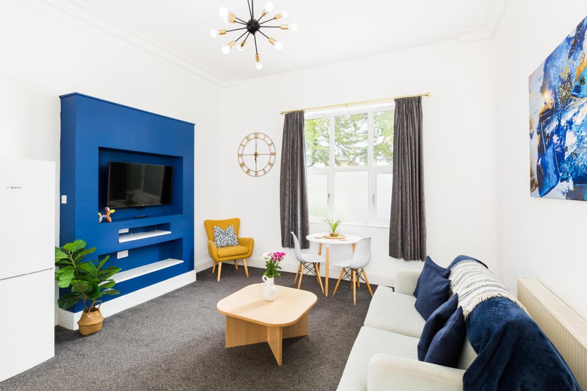 1-Bedroom Apartment In Leamington Spa With Free Parking Exterior foto